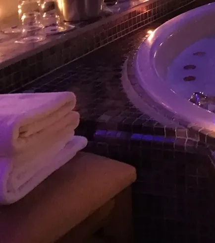 Hamam havlu seti — Lila Spa, Kağıthane misafirlerine hizmet veren salon